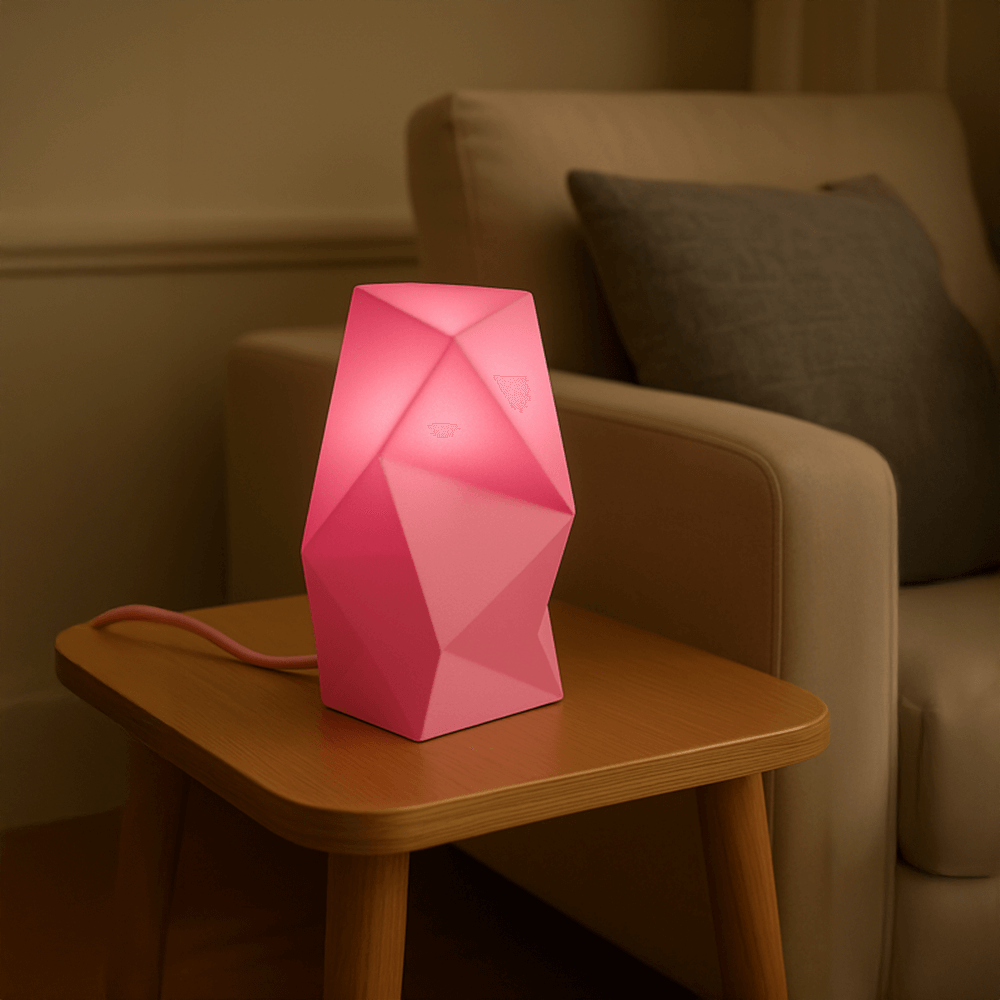 Astra Tischlampe – Geometrische Designerlampe in Dusty Rose